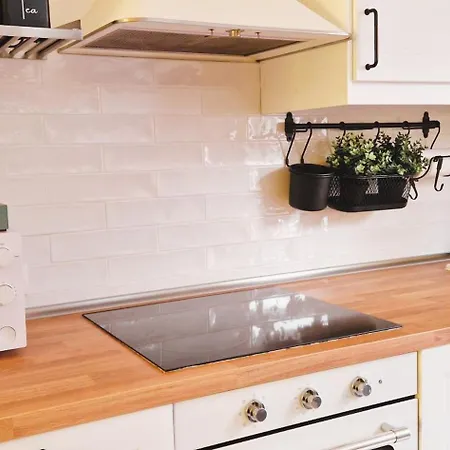 Casa 13 Next To Lagos Highspeed Wifi *